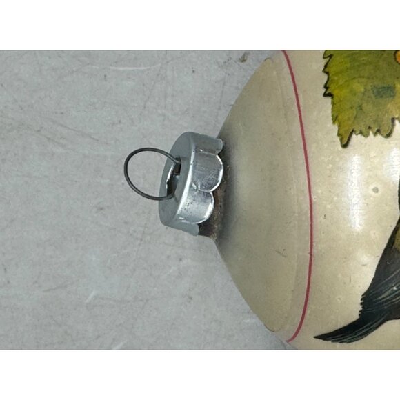 Chickadee Christmas Ornament 1976 Glass Bulb Bird & Berries Design Used READ - Picture 4 of 6